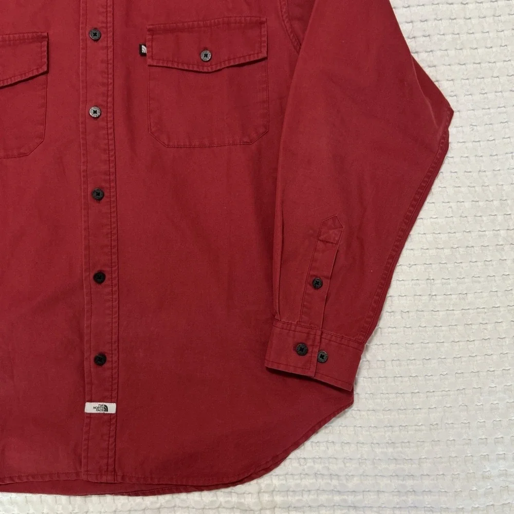 North Face Men's Long Sleeve Button-Up Camp Shirt 100% Cotton Red Size Medium